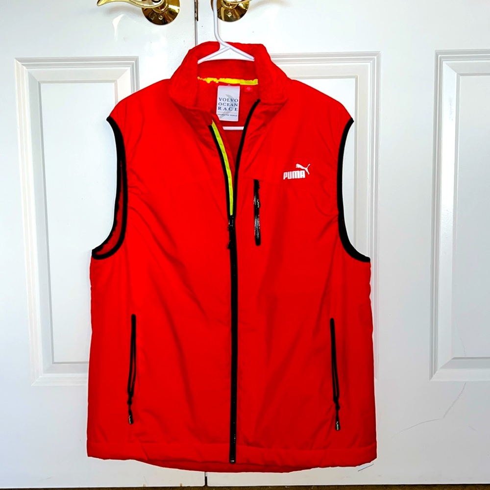 MENS PUMA Volvo Ocean Race fleece lined full zip vest pit2pit 23 1/2” Like New